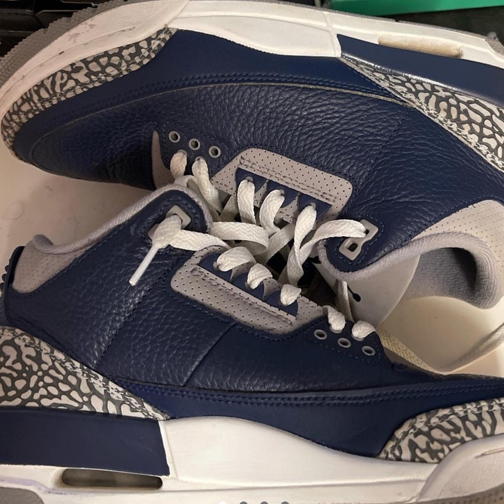 Jordan 3 Georgetown
